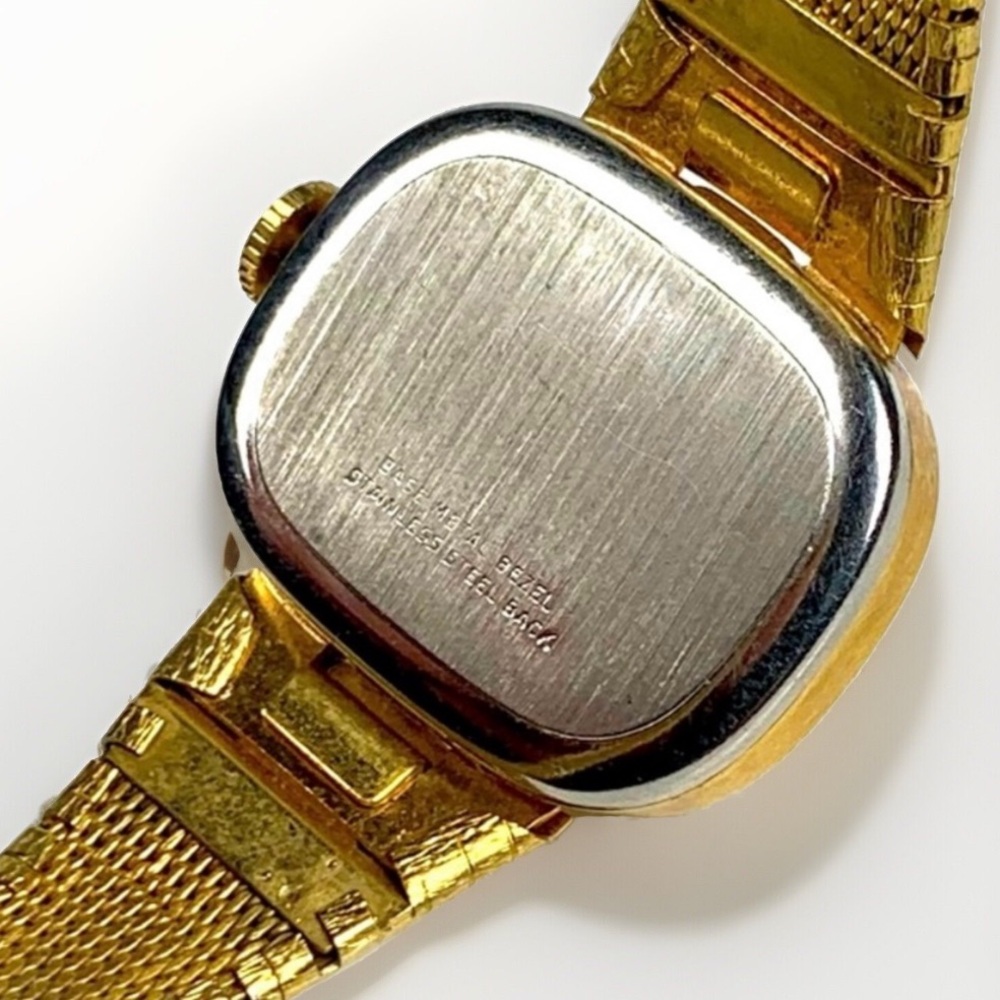 Women’s Lux Watch Bundle View 3